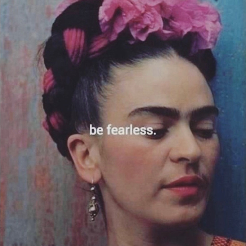 Meet your Posher @stylelyss✨